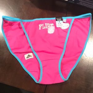 NWT Y2K “FLIRT” Hot Pink Kiss Lip Print Panty